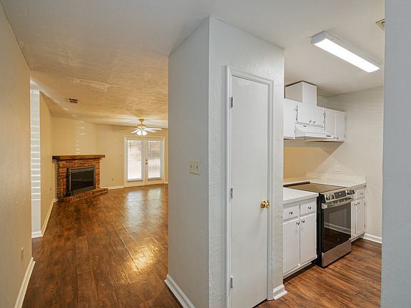 5th image of 1330 Cherry St #426