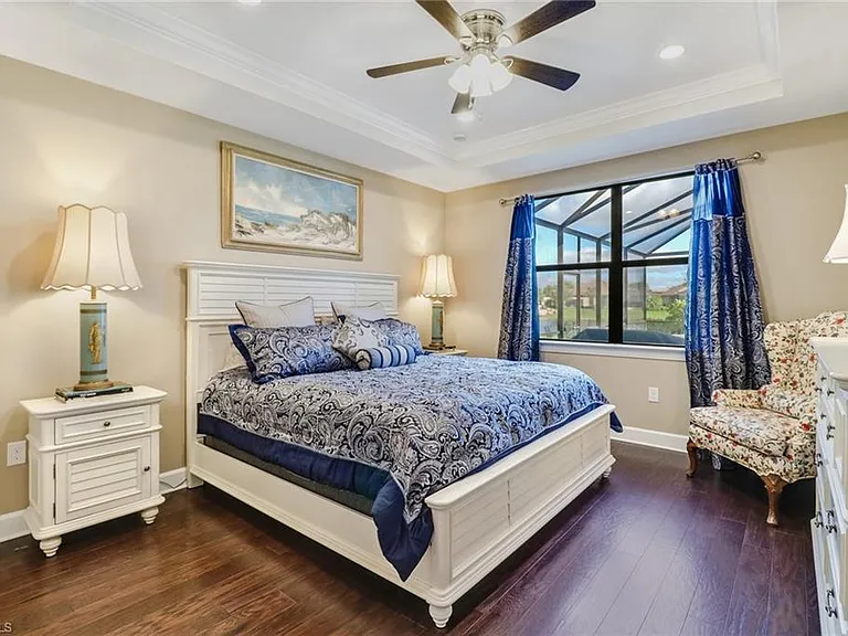 7567 Winding Cypress Dr — Photo 10