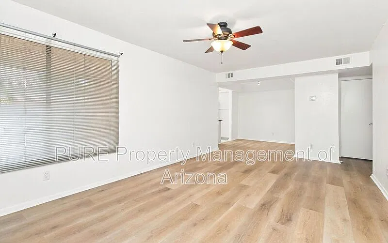 2 bed, 2.0 bath, 1084 sqft, $1,550 — Photo 4