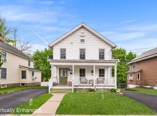 28 Clinton St, Newton Town, NJ 07860