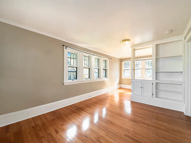 16 Union Ave SE — Photo 8