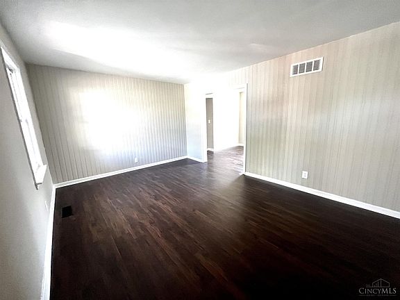 2nd image of 405 Lawson Ave