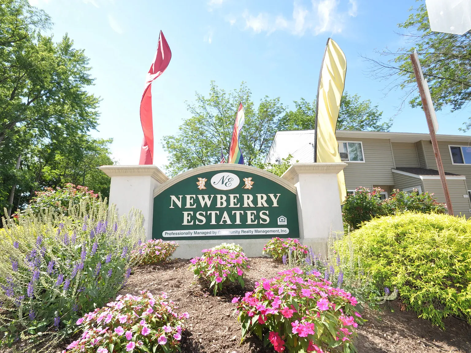 Newberry Estates — Photo 3
