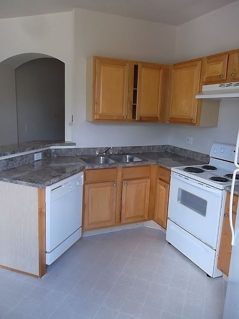 2nd image of 17938 Villa Creek Dr