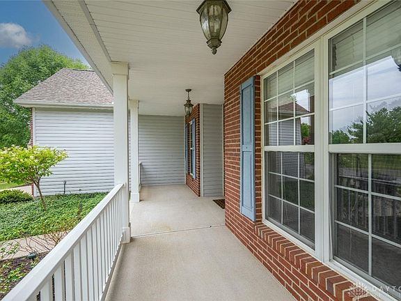 3rd image of 761 Village Green Pkwy
