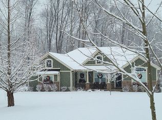 150 Fallen Ash Dr, Granville, OH 43023