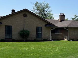 414 Top Hill Dr, Tyler, TX 75703