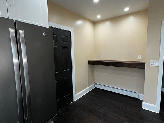 5th image of 806 Garden St #3