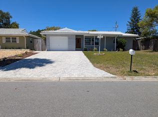 2376 Forest Dr, Clearwater, FL 33763