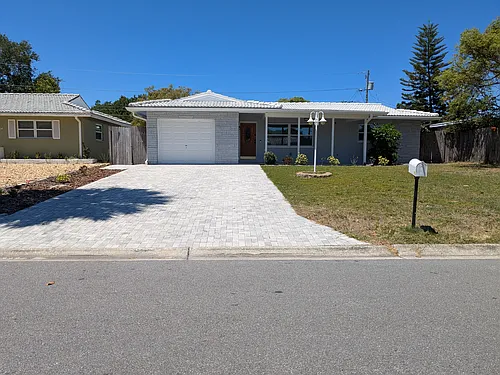 2376 Forest Dr Photo 1