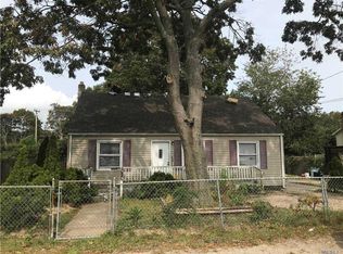 33 Northern Blvd, Shirley, NY 11967