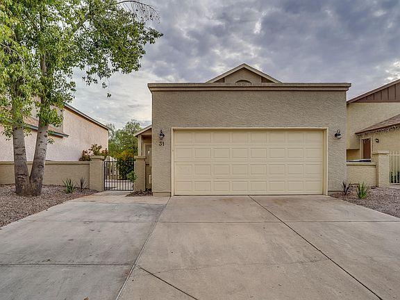 2nd image of 921 S Val Vista Dr Unit 31