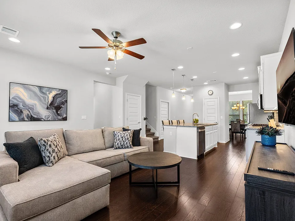 14102 McCoy Loop