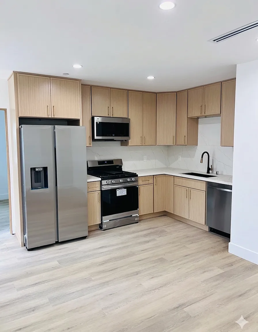 2 bed, 750 sqft, $2,999 — Photo 2