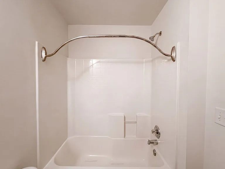 10595 Naramore Ln — Photo 12
