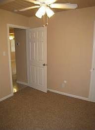 4th image of 261 Arcade Blvd