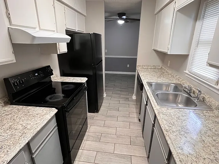 130 Crescent Cir — Photo 6