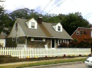 64 Stevenson Rd, Hewlett, NY 11557