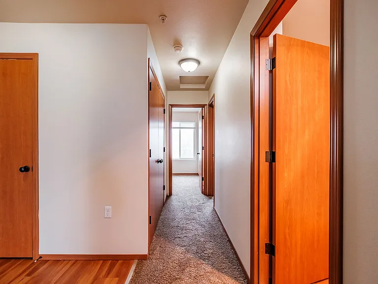 Aspen Place Apartments — Photo 157