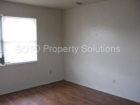 3rd image of 2834 Whitener St