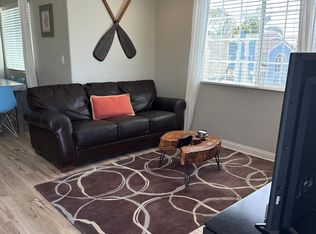 233 N Vulcan Ave #A, Encinitas, CA 92024