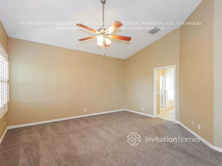 1631 Regal Mist Loop — Photo 8