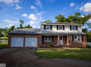 2067 Burl Columbus Rd, Bordentown, NJ 08505