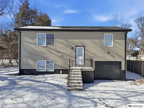 155 Madison St, Bennet, NE 68317