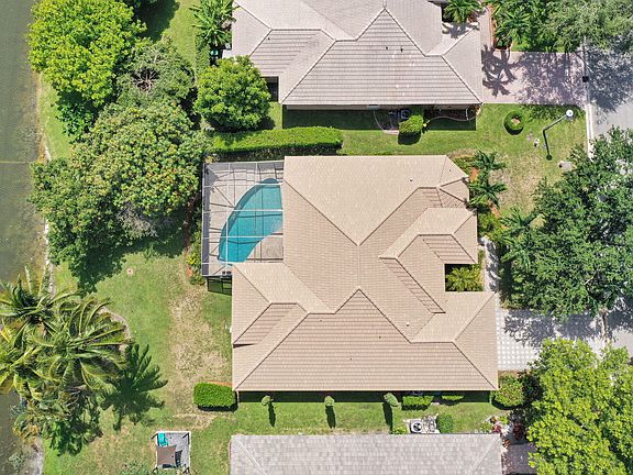 3rd image of 6420 NW 41st Street