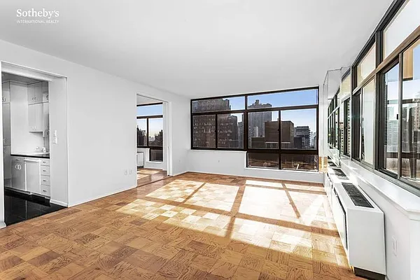 Sold by Sotheby's International Realty | media 5