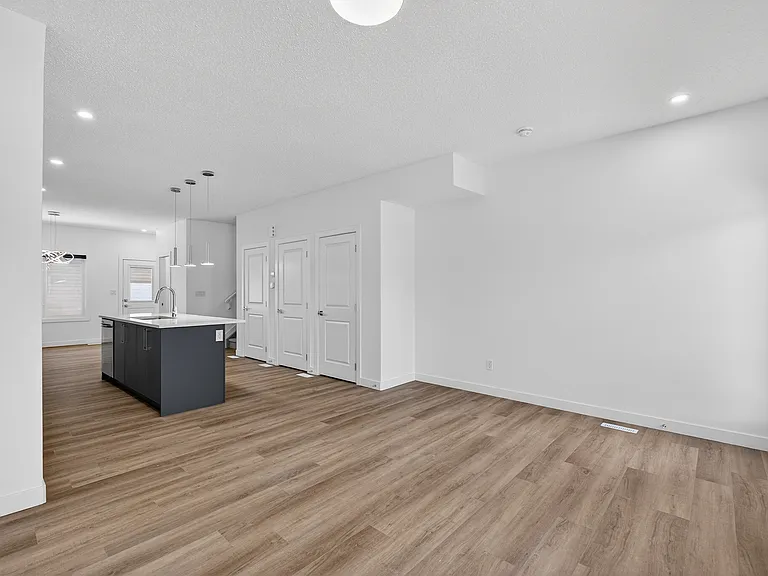 516 Black Stone Blvd — Photo 6
