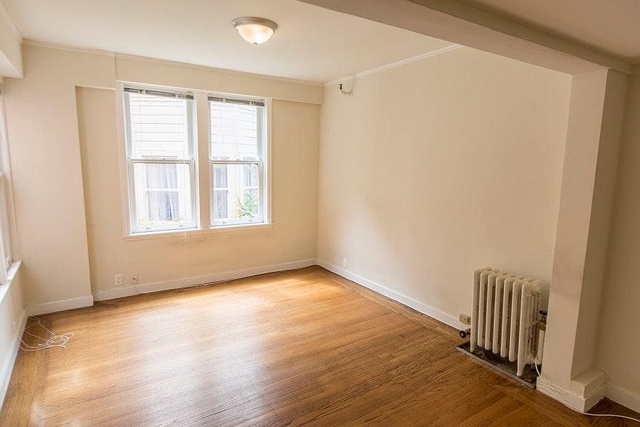 1st image of 130 Frederick St APT 4
