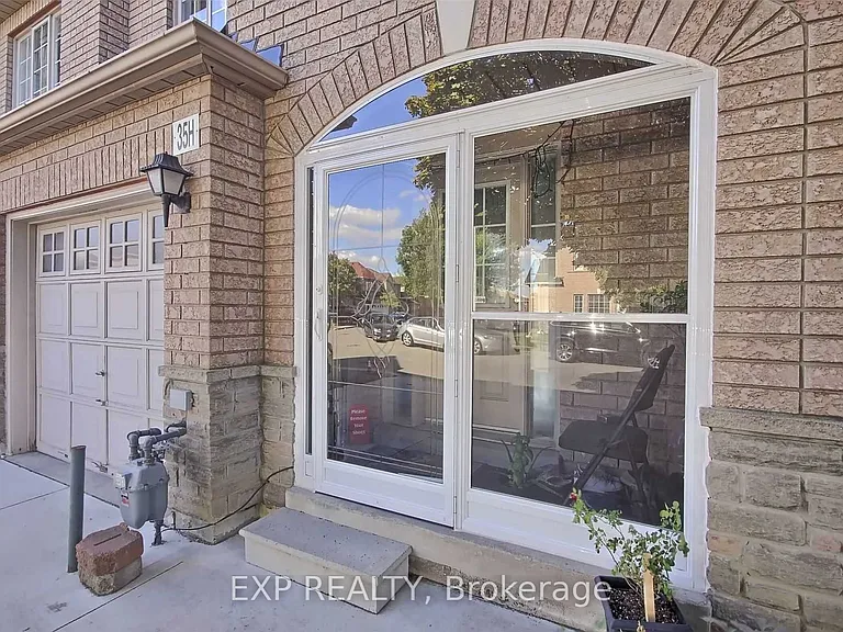35H View Green Cres #UPPER — Photo 3