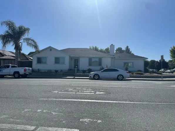 491 Memorial Dr, Hollister, CA 95023