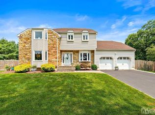56 Ponderosa Ln, Old Bridge, NJ 08857