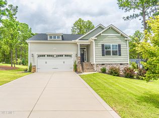 533 Pondpine Ln, Carthage, NC 28327