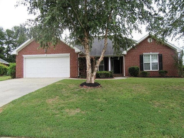 1st image of 3006 Parkridge Dr