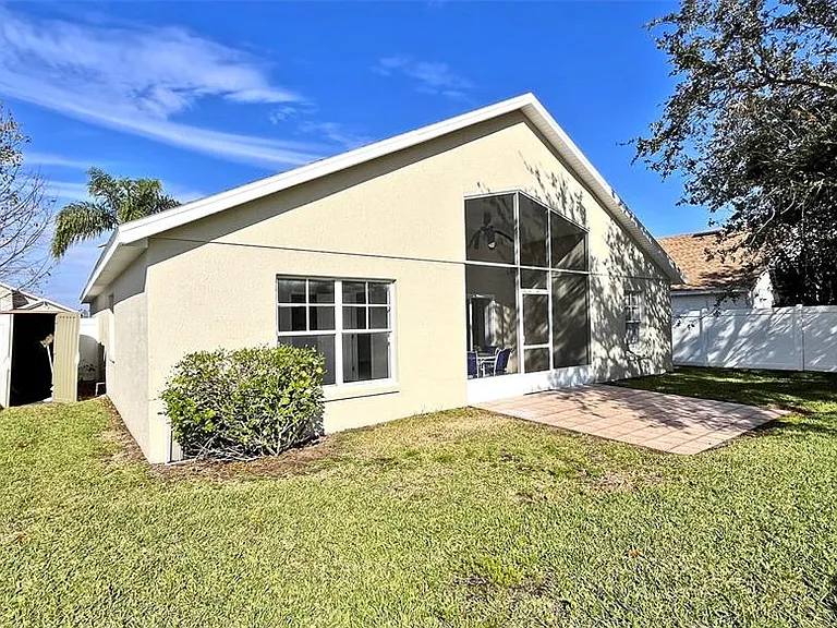 337 Silver Palms Cir — Photo 38