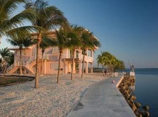 3718 Seagrape St, Big Pine Key, FL 33043