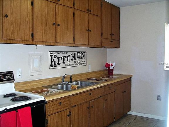 4th image of 531 Garden Dr N
