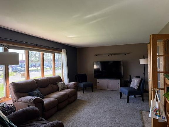 3rd image of 2508 S WITTMAN AVENUE