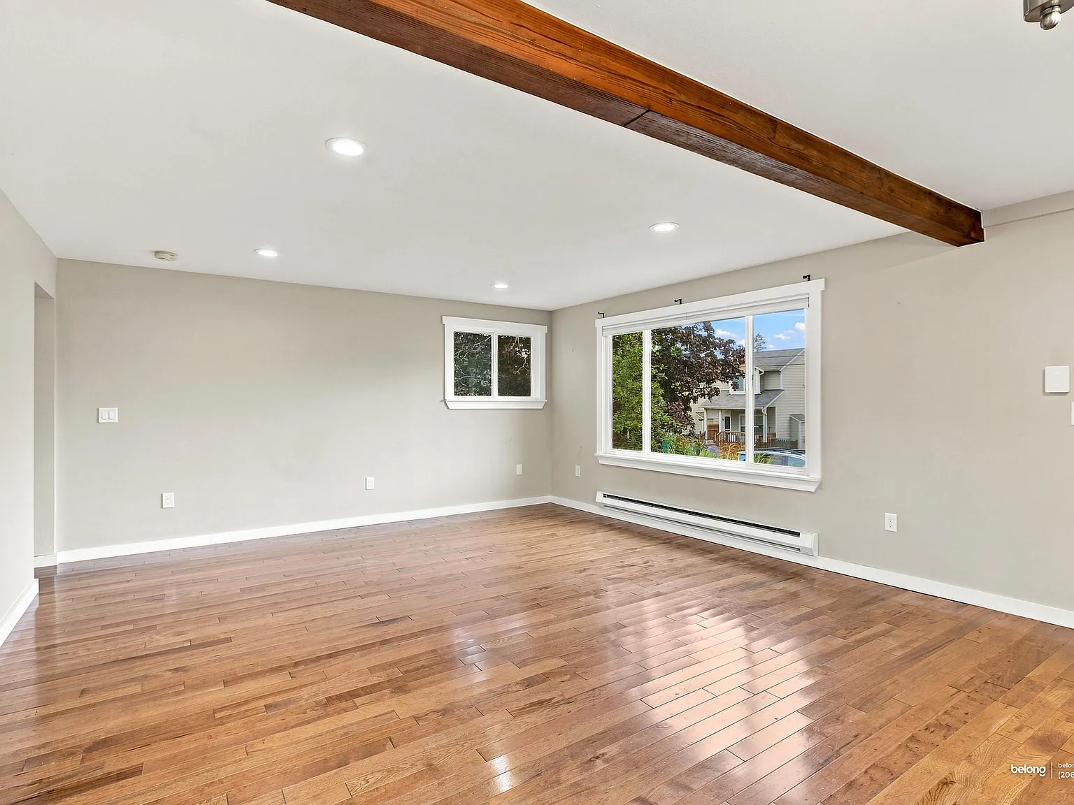 3 bed, 2.0 bath, 1200 sqft, $3,295 — Photo 3