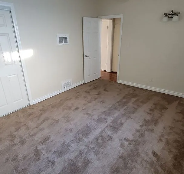 Park Verdugo Apartments — Photo 27