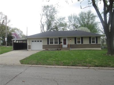 16000 E 25th St S, Independence, MO, 64055