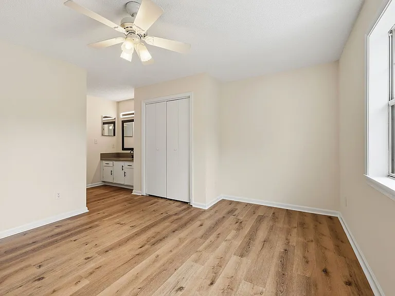 114 Kingsbury Dr #114 — Photo 24