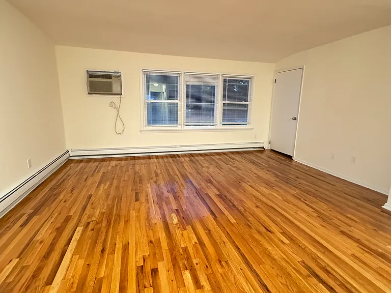 45 Watchogue Rd #2 — Photo 12