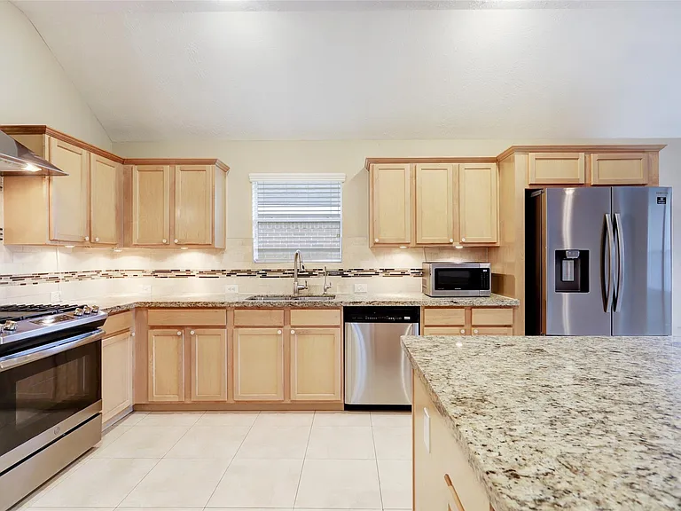 19103 Golden Heath Ln — Photo 6