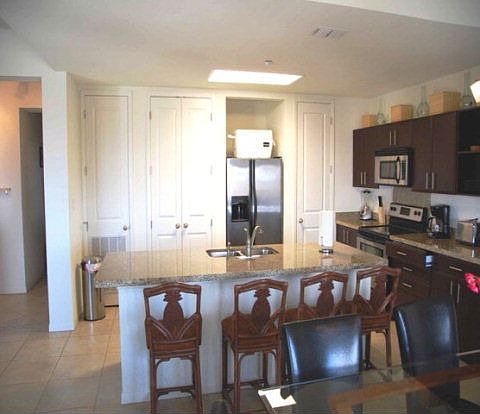 2nd image of 5909 Padre Blvd