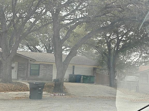 4th image of 3526 Clearfield Dr