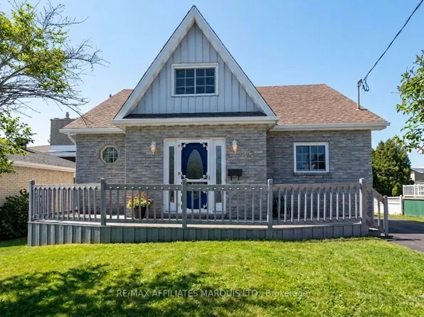 25 Dunbar Ave, Cornwall, ON K6H 5M6